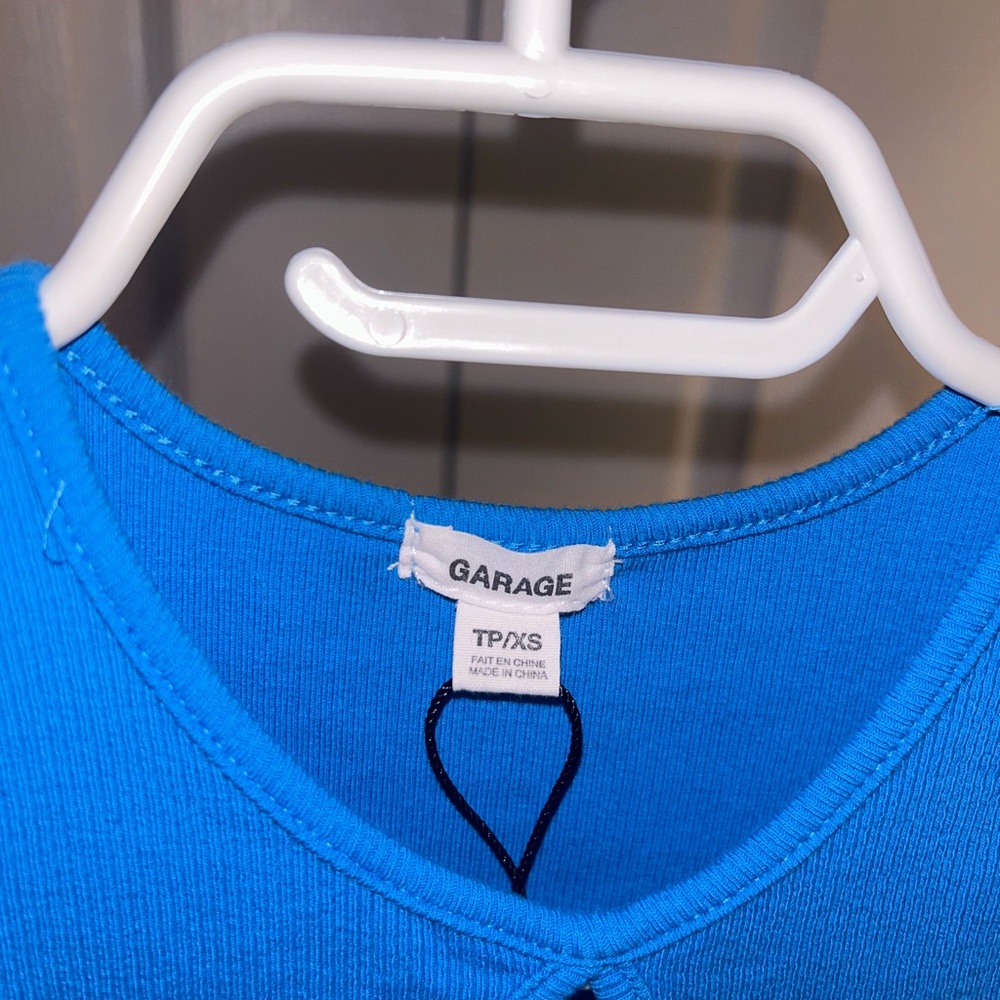 Garage Bright Blue Ribbed Keyhole Tank - Picture 2 of 2